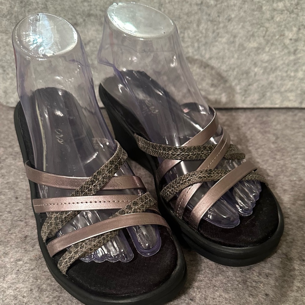 Skechers Women's Strappy Sandals - Black and Brown